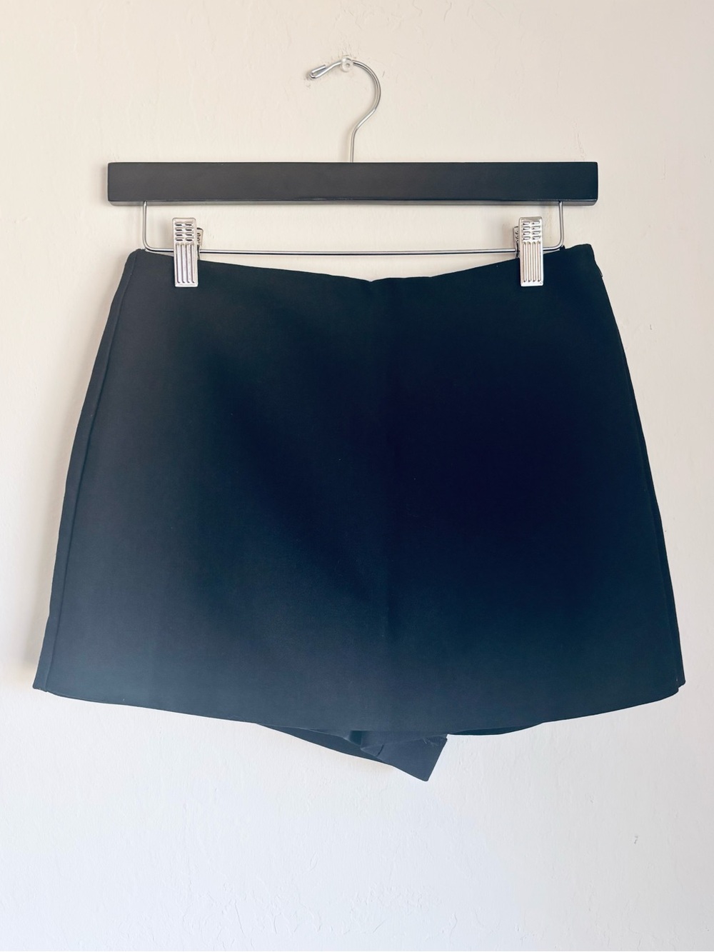 Zara Black Tailored Mini Skort, Pocket Back, Sz Small Minimalist Sleek